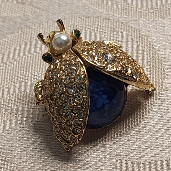 Vintage SPHINX Beetle Brooch Faux Lapis Pearl Rhinestone Bug Insect Pin - Picture 3 of 14
